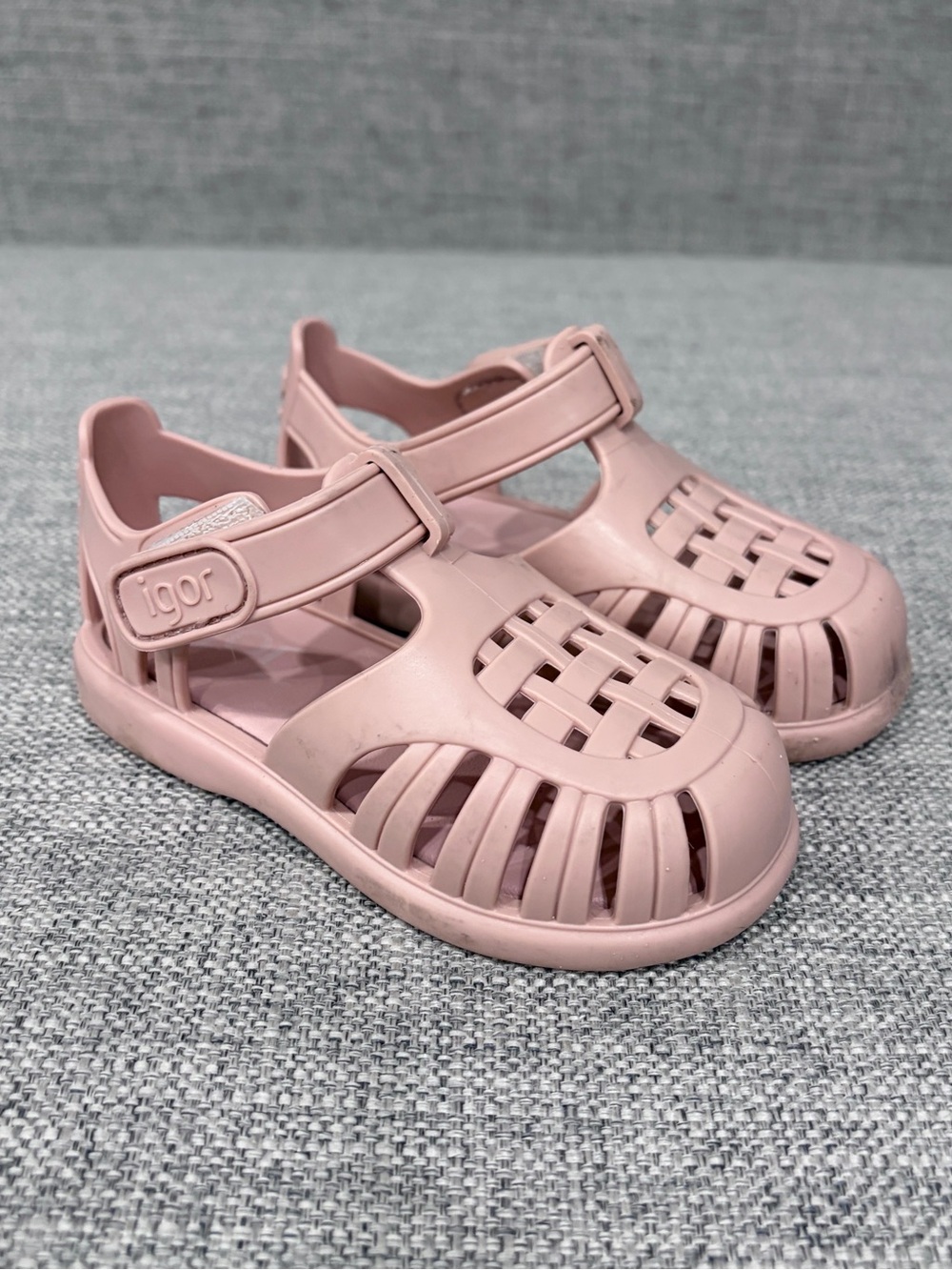 Igor Pink Jelly Kids Sandals with Adjustable Strap Size EU 22